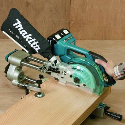 Makita DLS714RT2 Gönye Kesme - 2